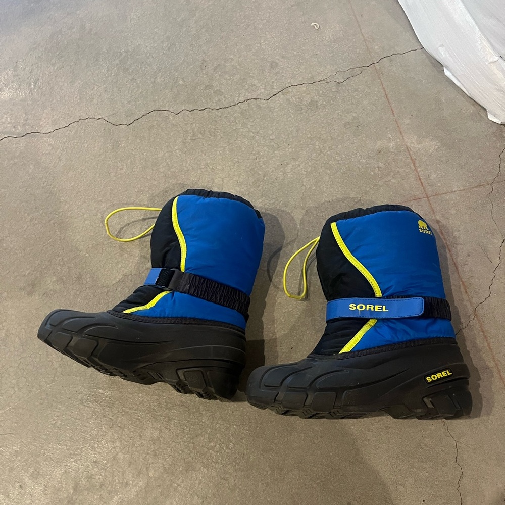 Sorel snow boots